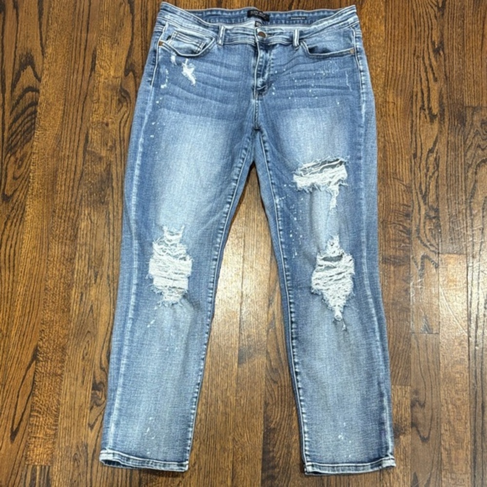 Judy Blue Distressed boyfriend Jeans size 15